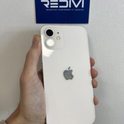 iPhone 12 blanc reconditionné à Nantes