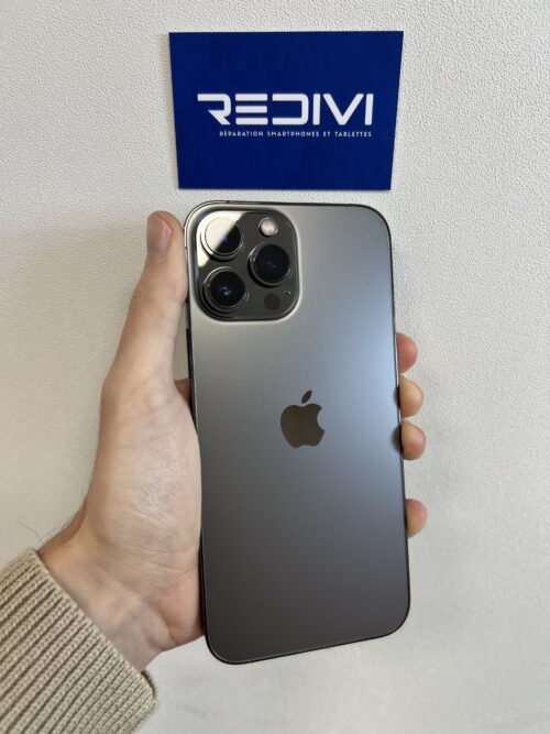 iPhone 13 Pro Max Silver reconditionné à Nantes.