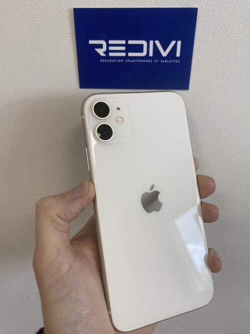 iPhone 11 - Blanc - 64Go